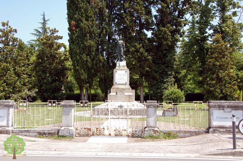 Il monumento ai caduti
